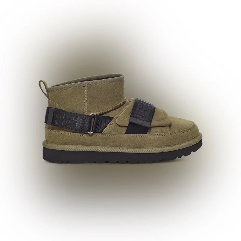 UGG classic ultra